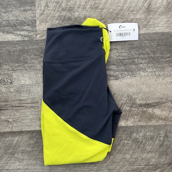 Zyia Neon Yellow Parallel Luxe Hi-Rise Leggings - Picture 2 of 2